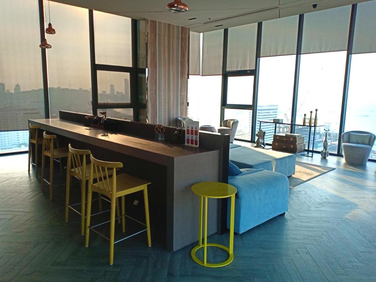 The Base Horizon Central Паттая Екстер'єр фото
